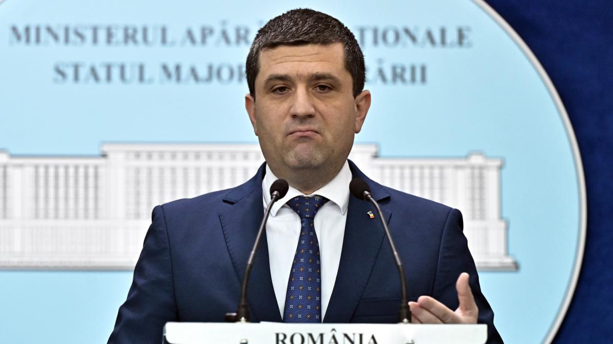 radu miruta 3 avioane ale sua au ajuns in romania ne am interesat daca se vine cu armament cu explozibil raspunsul este nu