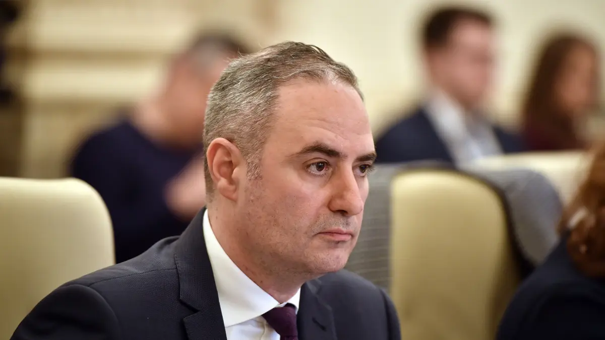 alexandru nazare nu sustine scaderea accizei la combustibili nu garanteaza scaderea pretului