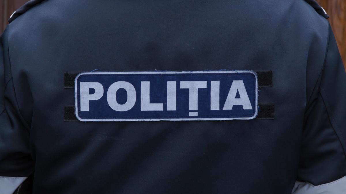 dosare de cetatenie romana aranjate pe bani un angajat al consulatului din cahul a fost retinut