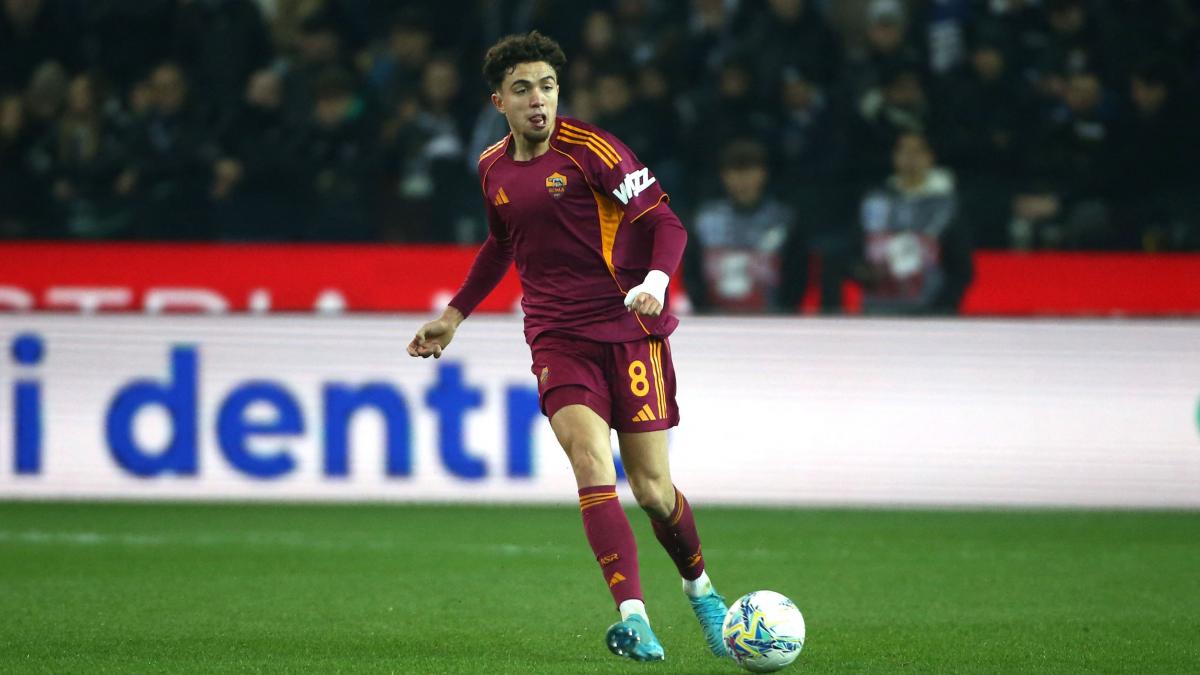 vila fotbalistului el aynaoui a fost jefuita de 6 hoti inarmati mijlocasul a fost incuiat intr o camera cu familia sa