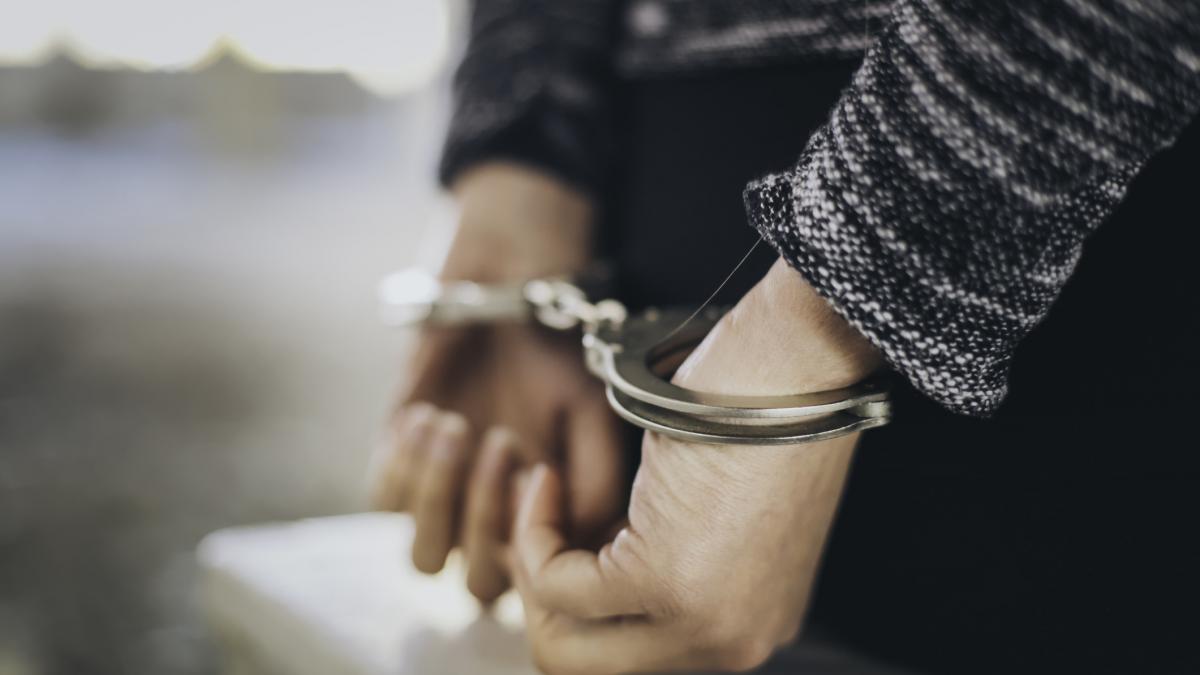 polonia extradeaza un arheolog din rusia in ucraina pe care il arestase la cererea kievului suspectul ar fi sustras aur din crimeea