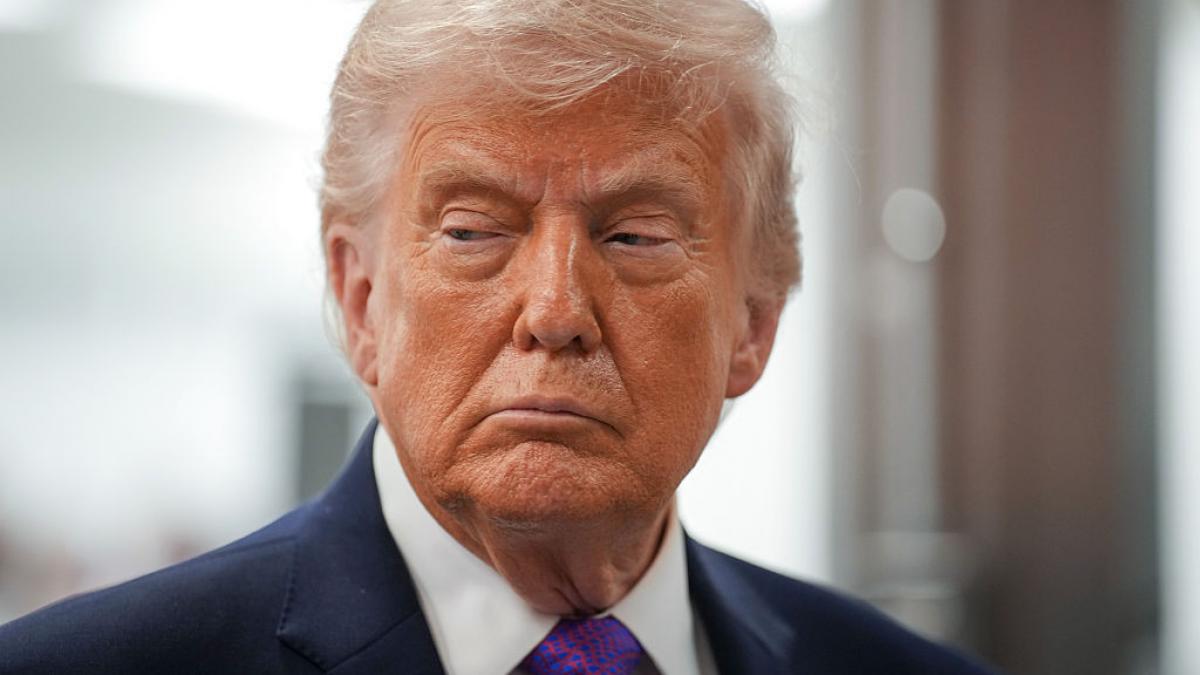 trump ameninta ca sua ar putea renunta la eforturile de deblocare a stramtorii ormuz