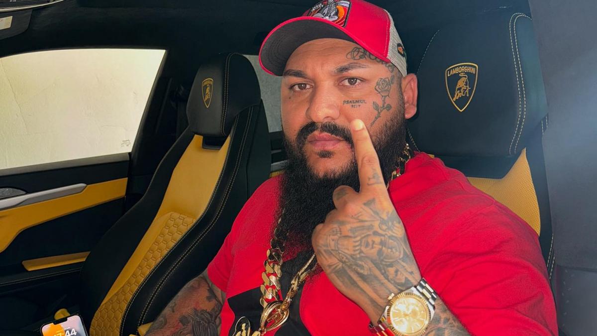 poza in care apare Dani Mocanu