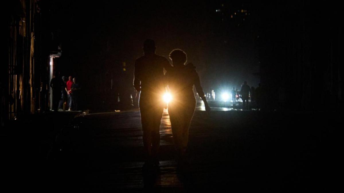 ambasada americana din havana cere motorina pentru generatoare in plina blocada sua cuba a respins solicitarea nerusinata