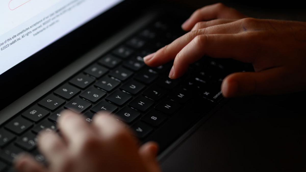 adolescenti online getty