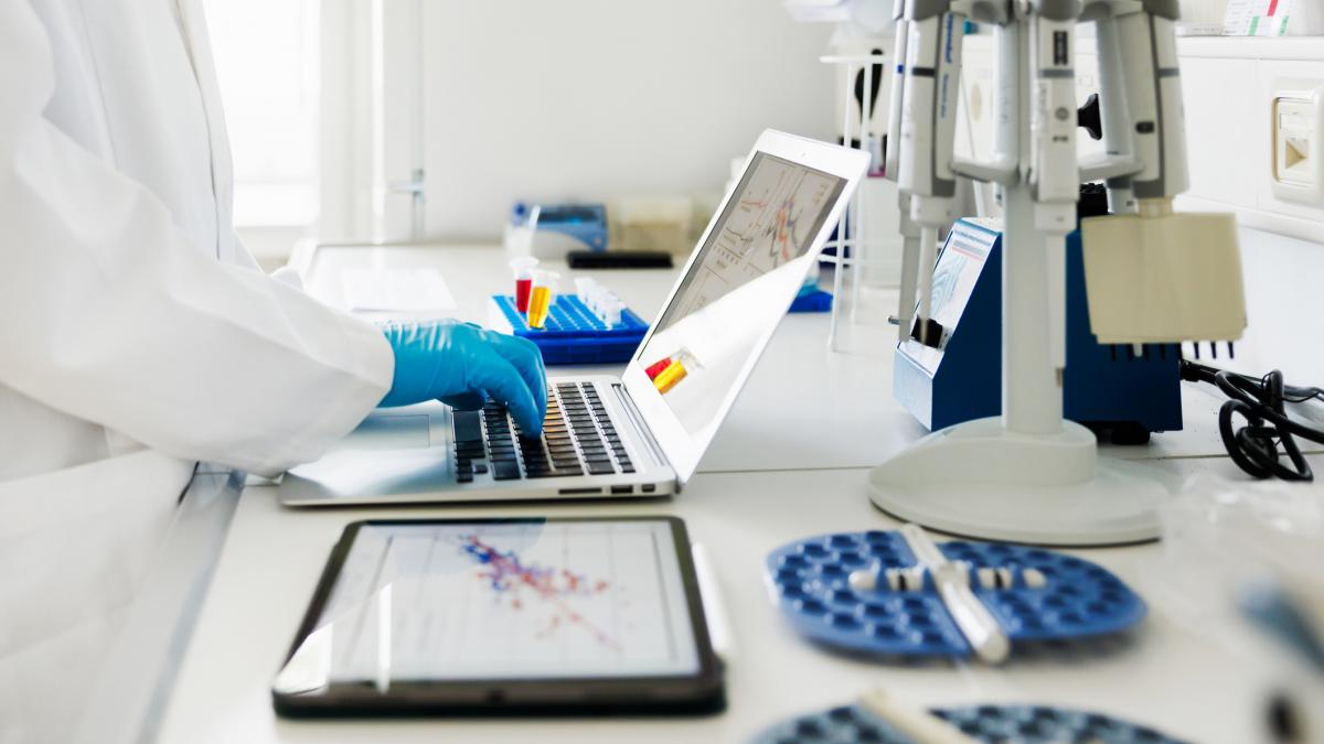 oamenii de stiinta au dezvoltat senzori subtiri cat un fir de par pentru a revolutiona detectarea cancerului