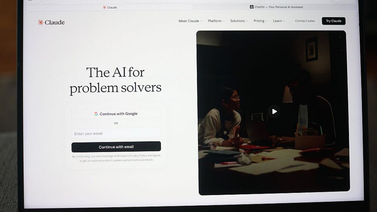 agentul ai care iti foloseste computerul anthropic lanseaza o functie prin care claude chiar poate termina munca in locul tau