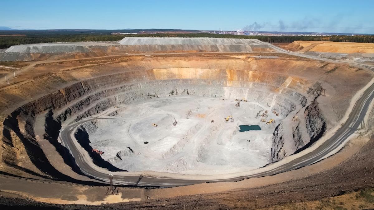 sua risca sa ramana fara pamanturi rare pentru productia de rachete in doua luni avertizeaza specialistii