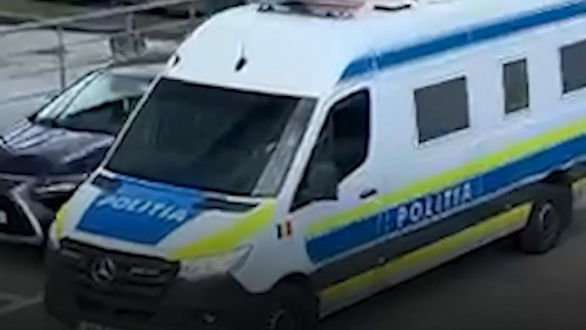 cei 3 retinuti in cazul fabricii de bani falsi au fost adusi la tribunalul iasi