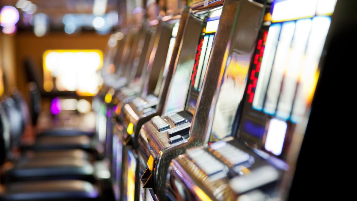 orasele din romania care au interzis sau vor interzice jocurile de noroc