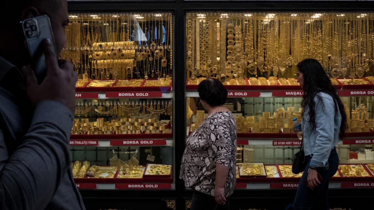 va folosi turcia rezervele de aur ca sa si sustina lira tara e intr o situatie imposibila dupa ce rezervele valutare au scazut brusc