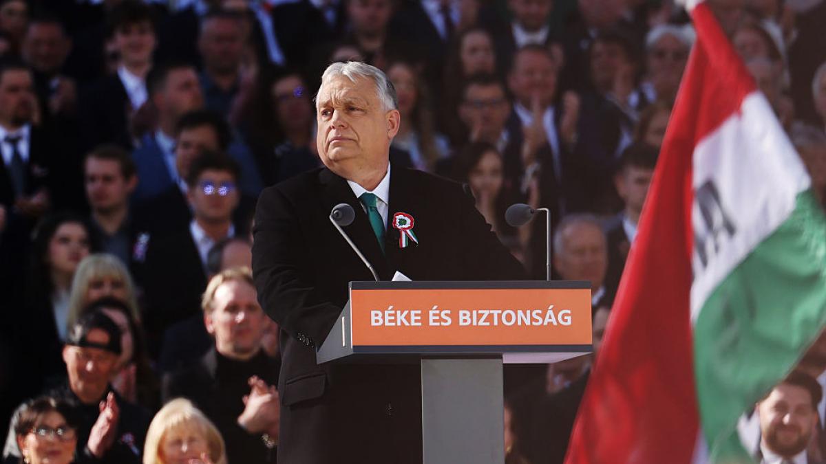 viktor orban s a rastit la participantii unui miting dupa ce l au huiduit vreti sa dati banii ungurilor ucrainei asta e adevarul