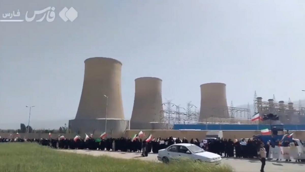 italia si polonia au refuzat sa il ajute pe trump cu baze militare si patriot insula strategica de langa stramtoarea ormuz lovita