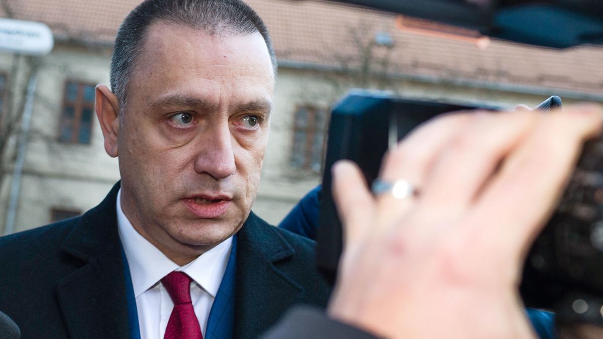 mihai fifor scrisoarea guvernului catre presedinta ccr reprezinta o presiune politica