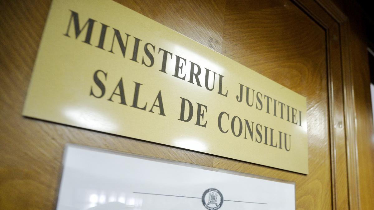 ministerul justitiei reia interviurile cu chiriac minca si grigore iacobici pentru sefia parchetelor csm le a dat avize negative