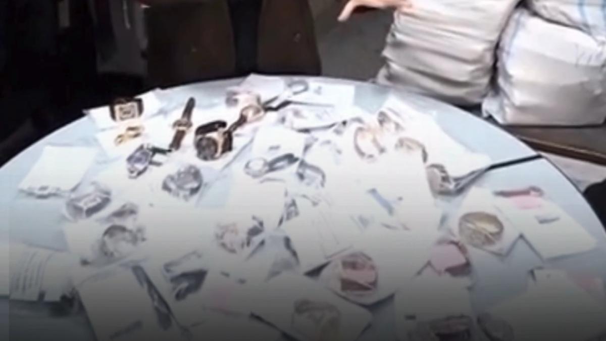 anaf scoate la licitatie ceasuri de 2 milioane de lei confiscate de la foste marimi politice cum arata rolexul de 100 de mii de lei