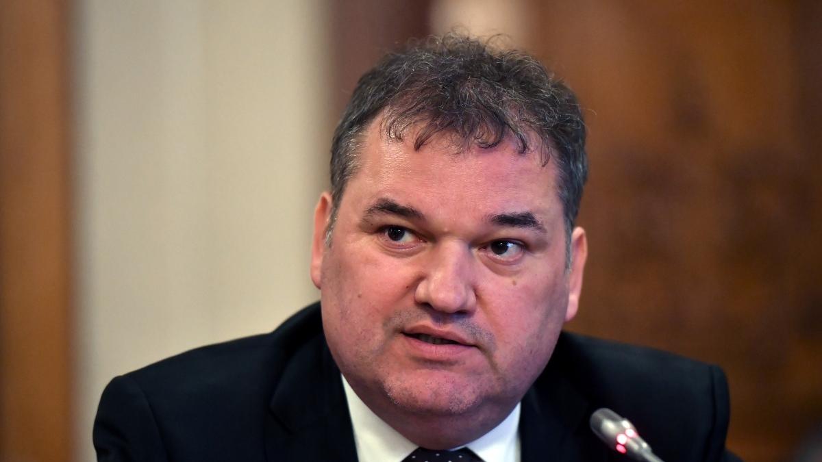 ministerul dezvoltarii investeste peste 36 de milioane de euro in consolidarea unor scoli blocuri si cladiri publice cu risc seismic