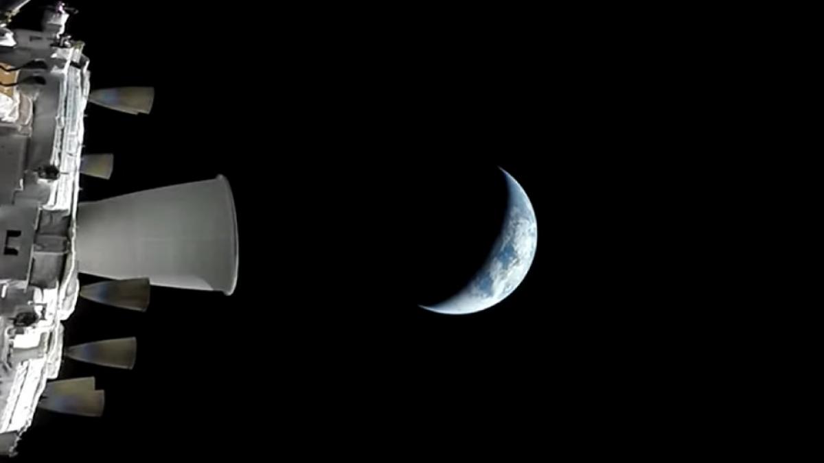 pana la luna si inapoi nasa lanseaza in aceasta noapte primul zbor cu echipaj uman spre luna orarul lansarii