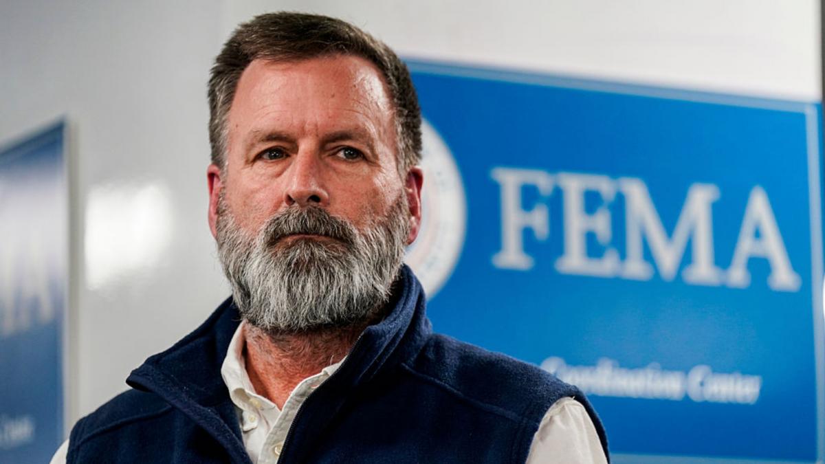 un oficial american sustine ca a fost teleportat de mai multe ori cine este gregg phillips si ce rol are in administratia federala