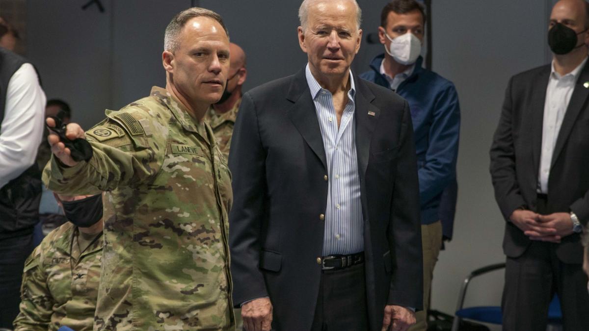 bbc cine este christopher laneve noul sef al armatei sua