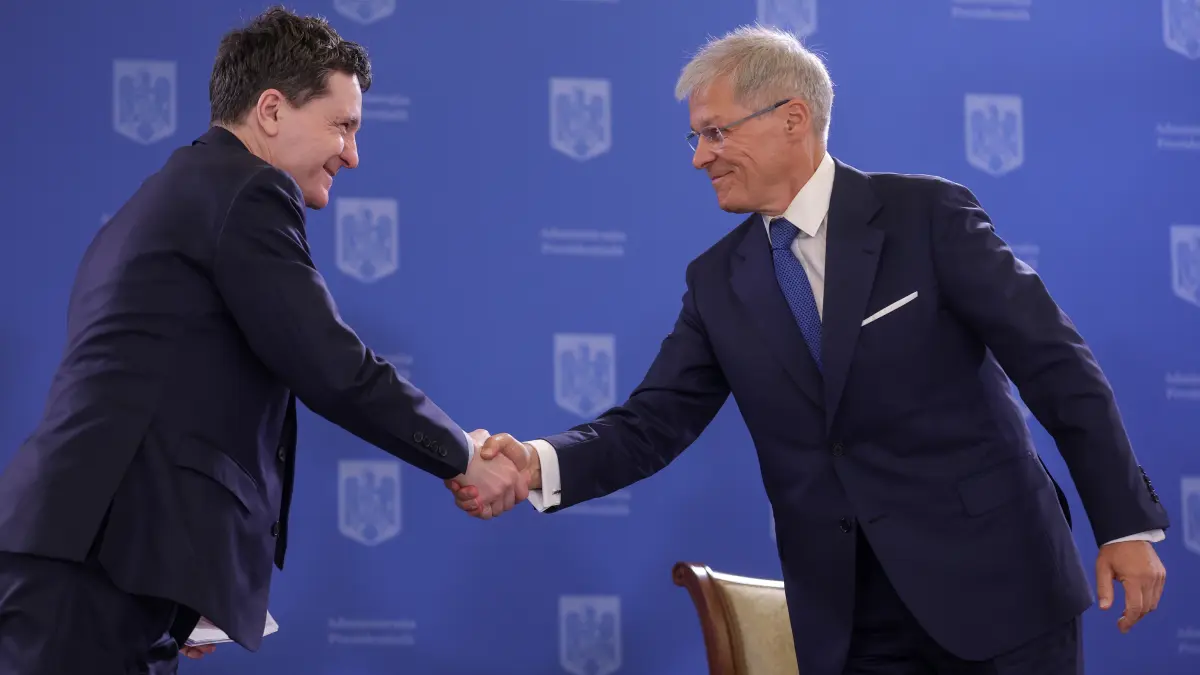 dacian ciolos a fost numit consilier prezidential nicusor dan a semnat decretul