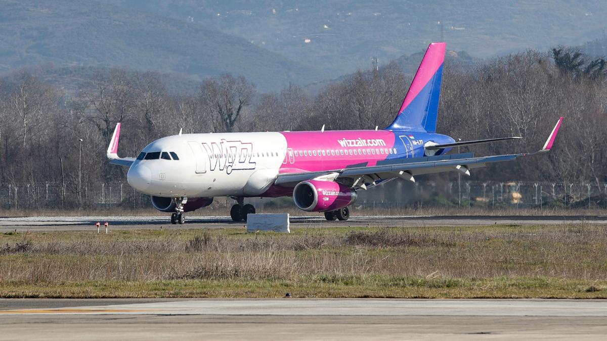 gata wizzair vrea sa schimbe strategia liber la mesaje in timpul zborului