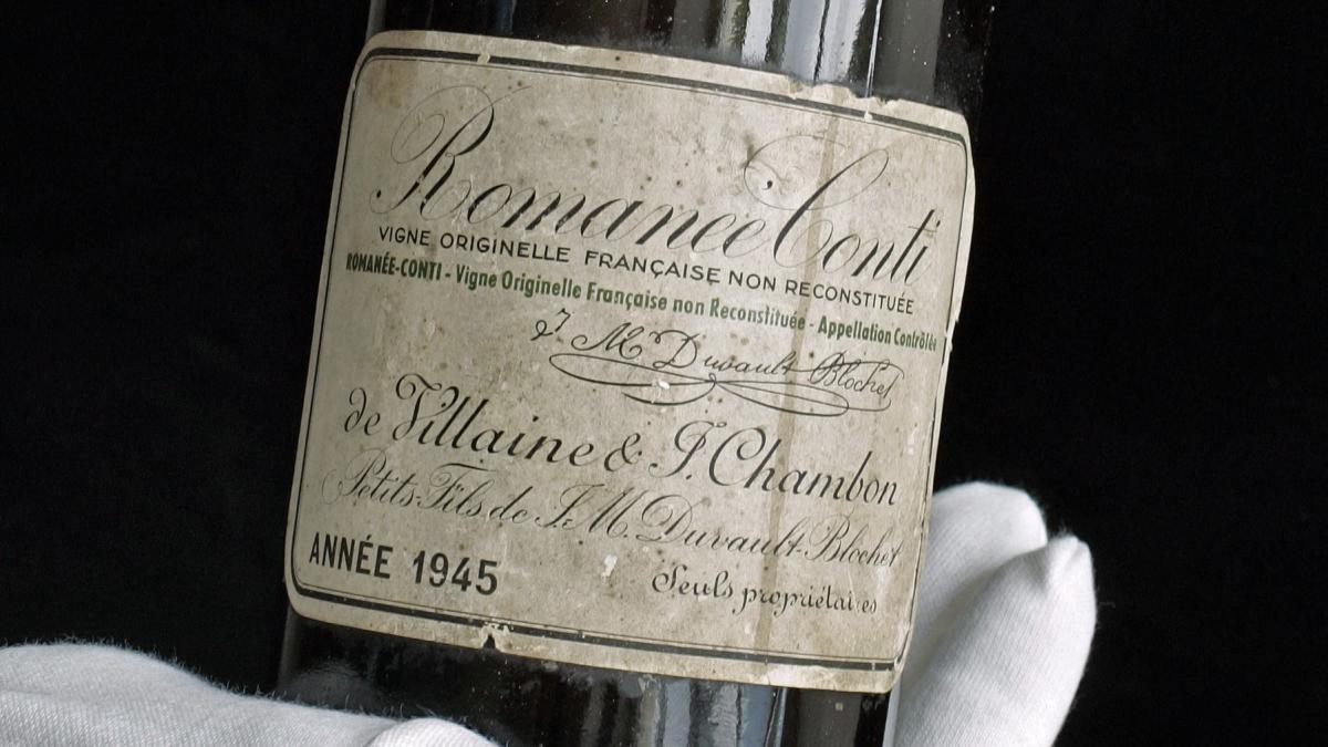 o sticla de vin rosu din 1945 s a vandut la licitatie cu 750 000 de euro