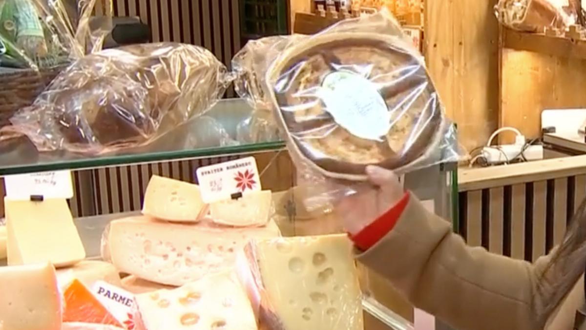 cat costa kg de miel cozonacul pasca si ouale pentru masa de paste in 2026 preturile in piata obor din bucuresti in saptamana mare