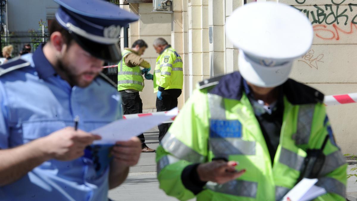 un educator si alti trei minori se aflau in apartamentul dgaspc cand copilul de 12 s a sinucis cum a reusit baiatul sa iasa pe balcon