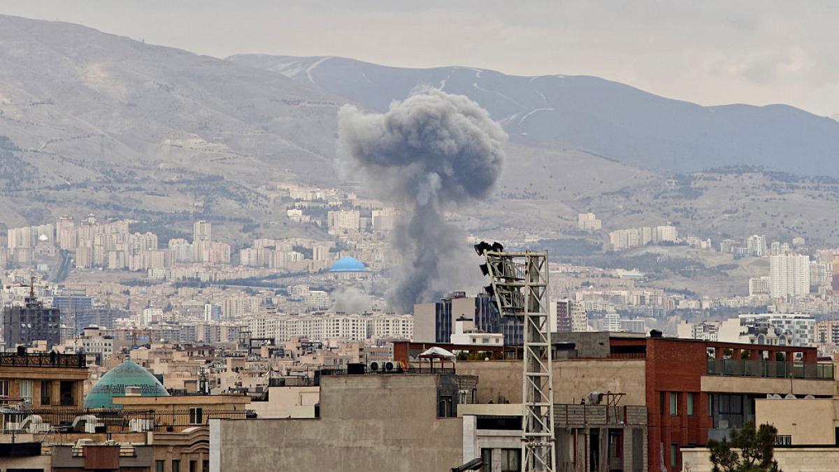 aproape jumatate din populatia lumii traieste in tari lovite de razboi efectele economice sunt devastatoare si dureaza peste 10 ani