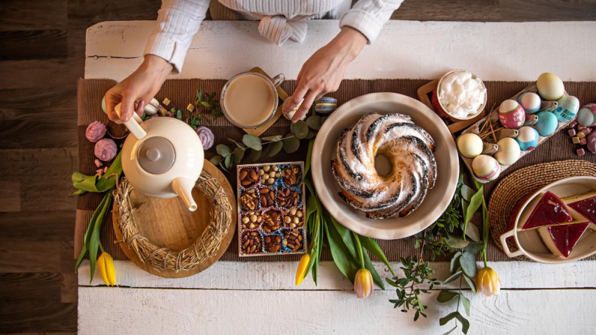 masa plina de bucate