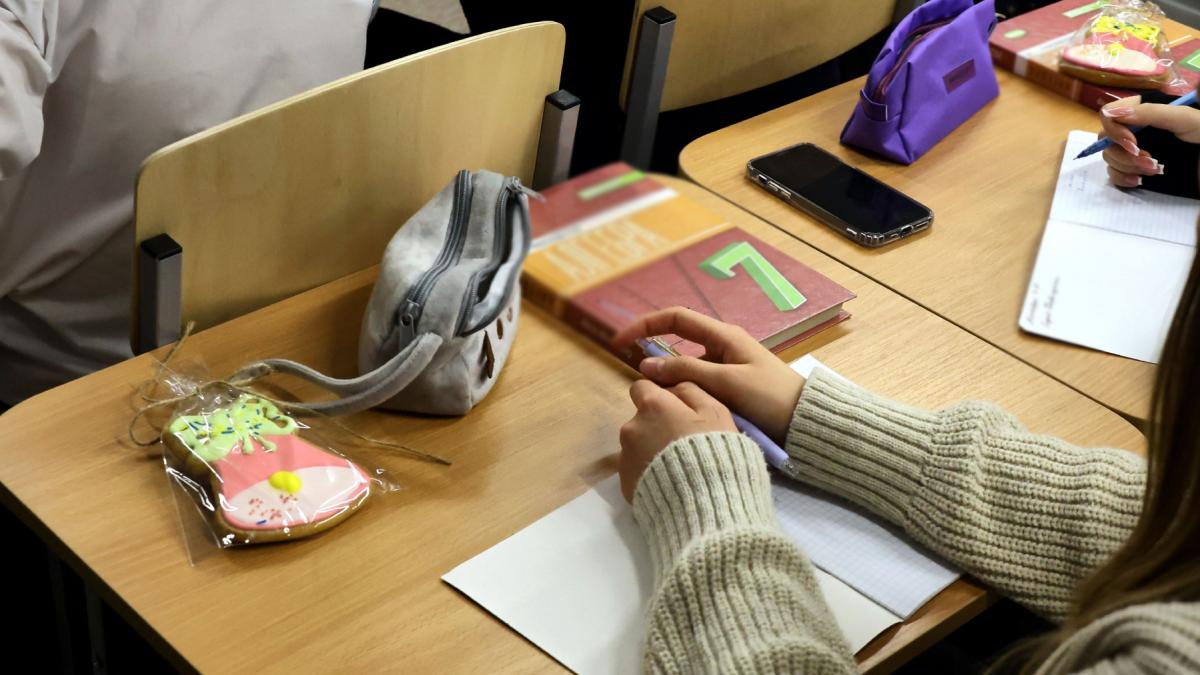 cand se termina vacanta de primavara din 2026 elevii revin la scoala in mijlocul saptamanii