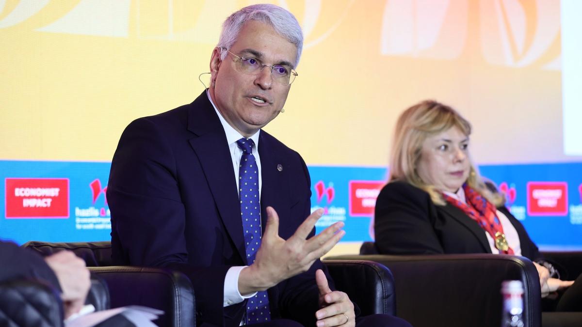 pislaru despre legea salarizarii unice in 2017 nu s a facut un proiect bun si realist banca mondiala ne sprijina acum