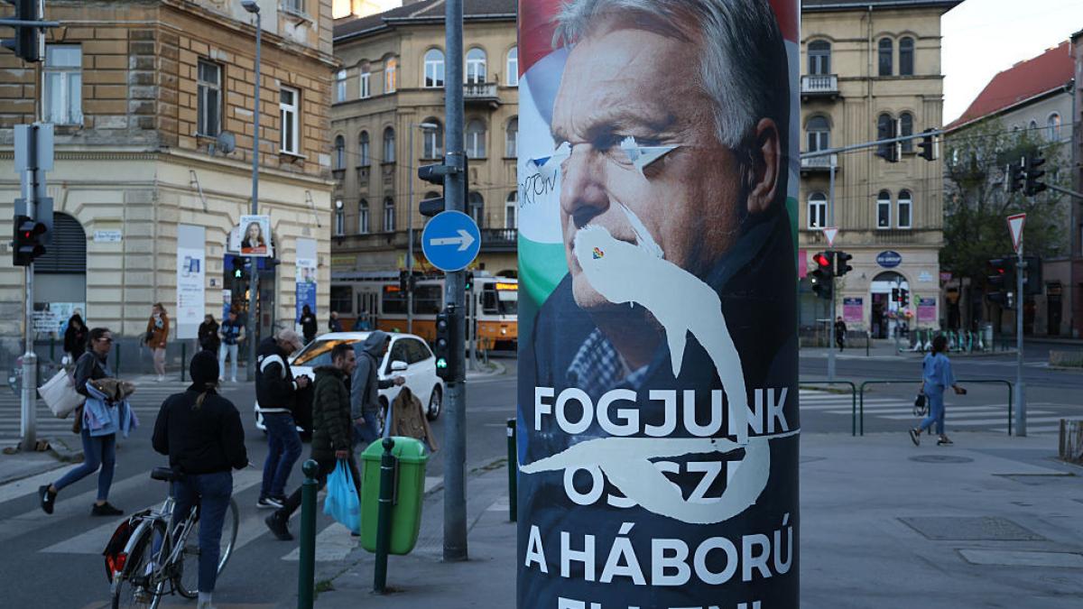 sondaj majoritatea ungurilor vor relatii mai bune cu ue dupa 16 ani de orban chiar si alegatorii fidesz cer o schimbare