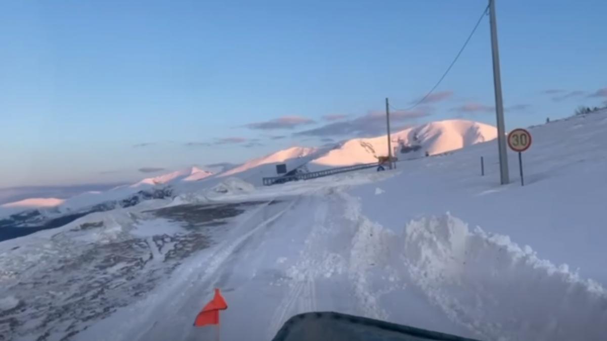 dimineata cu ger si zapada in aprilie au fost minus 10 grade la balea lac in hunedoara alba si arges a nins viscolit