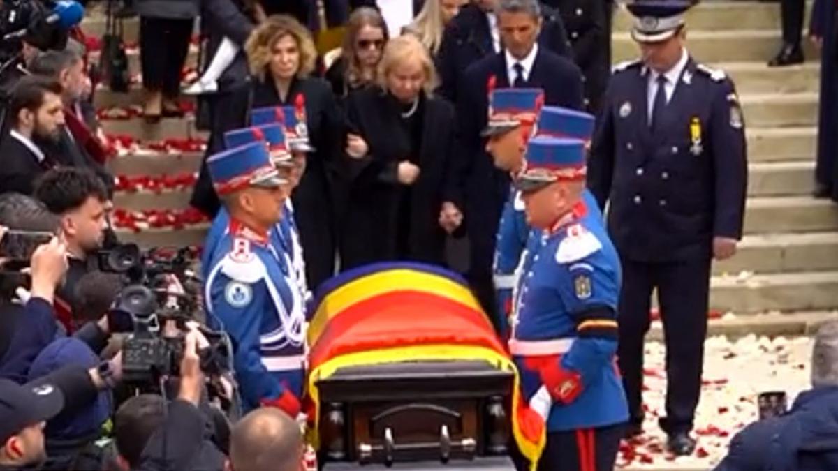 mircea lucescu va fi inmormantat astazi la cimitirul bellu cu onoruri militare