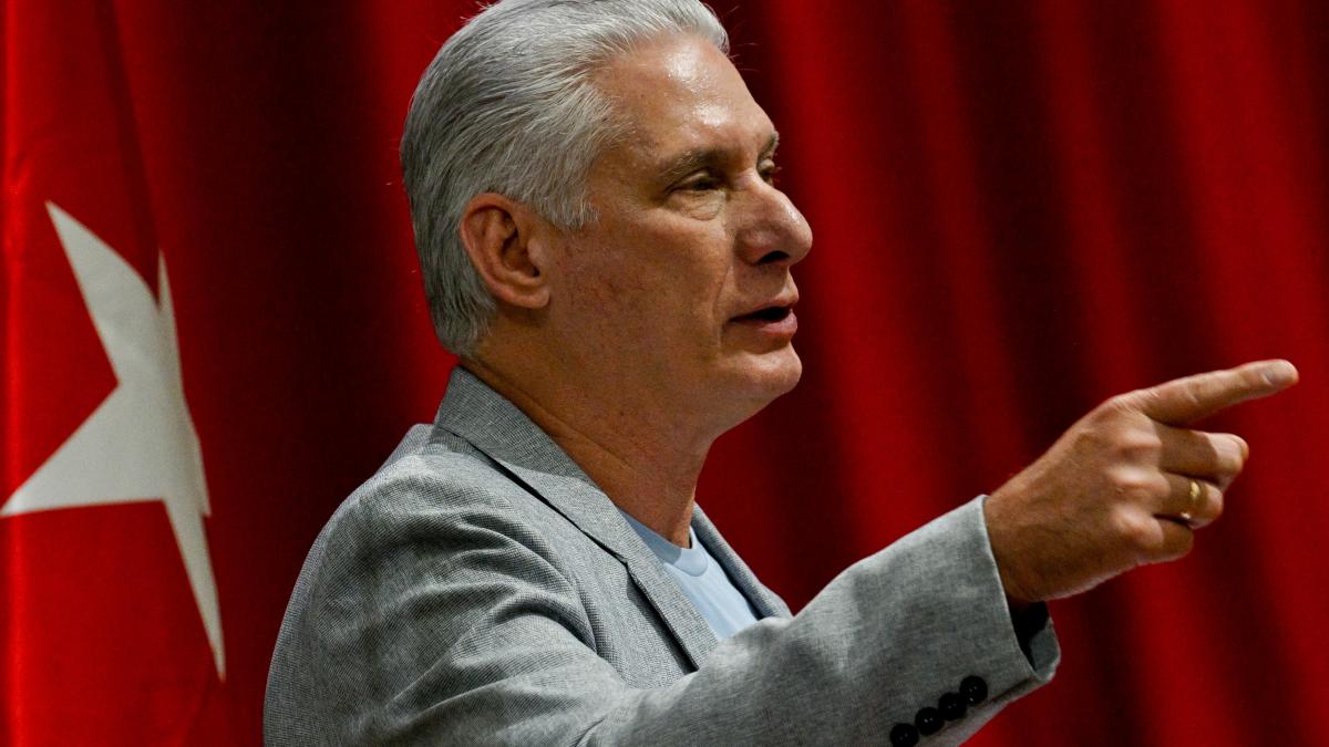 presedintele cubei afirma ca nu va demisiona la presiunea sua rusia asigura havana de sprijinul ei nu putem trada e exclus