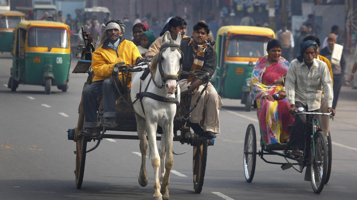criza gazelor in india ii forteaza pe muncitori sa paraseasca in masa marile orase nu vreau sa mor de foame