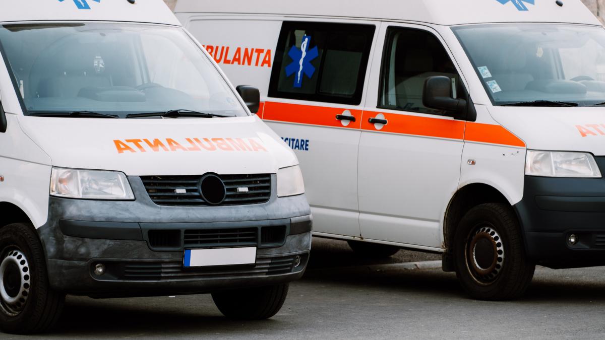 spitalele din bucuresti care asigura asistenta medicala de urgenta de paste lista completa si numerele de telefon