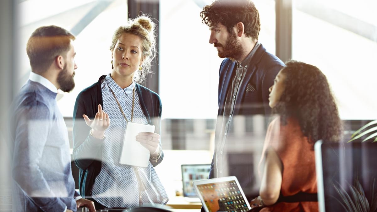 trendul migratiei tinerilor spre vest revine ce pierde economia romaniei asta inseamna si miliarde de euro irositi in educatie