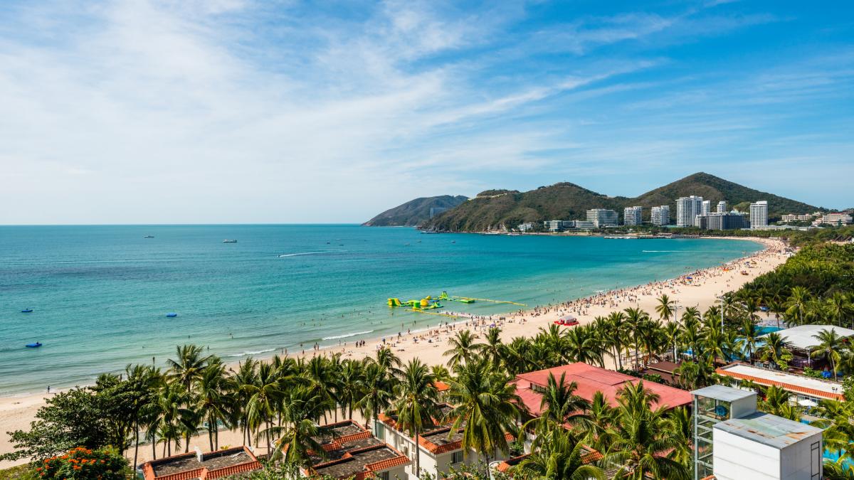 o insula tropicala din china vrea sa devina cel mai mare port de liber schimb din lume