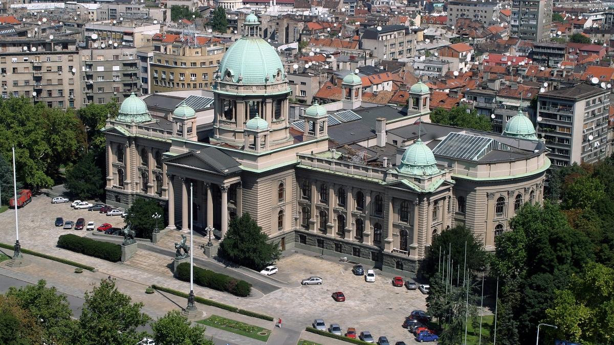 serbia risca sa piarda 1 5 miliarde de euro din fondurile ue comisia europeana e ingrijorata de derapajele lui vucic