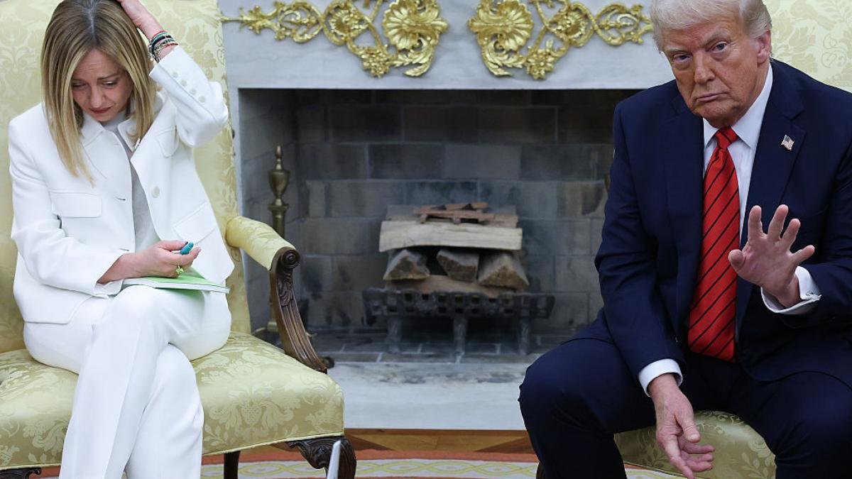 meloni iritata de trump dupa ce presedintele sua l a facut pe papa leon slab cuvintele catre sfantul parinte sunt inacceptabile