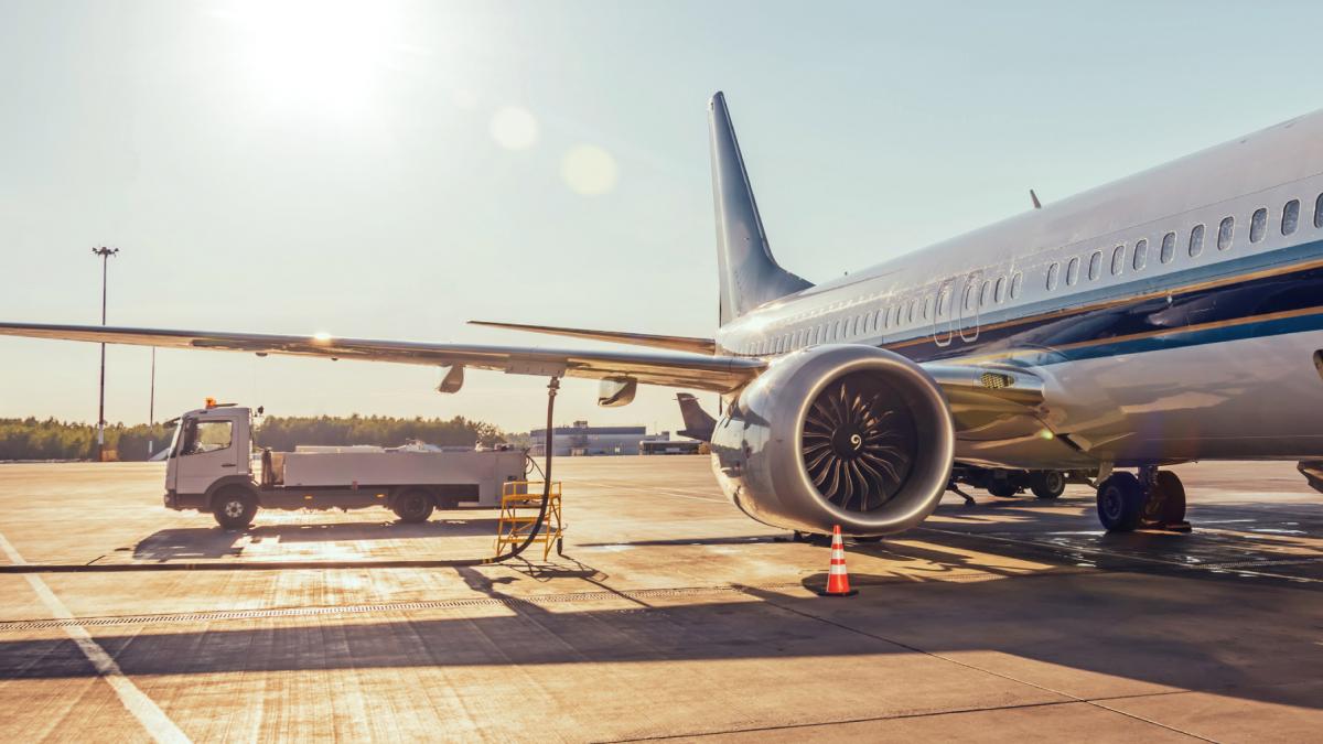 ue nu se confrunta cu un deficit de kerosen dar pot aparea probleme de aprovizionare in viitorul apropiat anunta comisia europeana