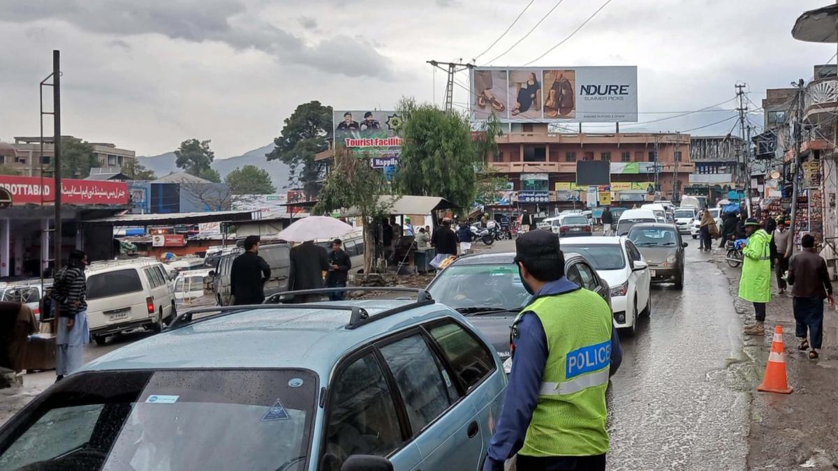 una dintre cele mai populate tari din lume va opri curentul cate doua ore pe zi pentru a opri cresterea preturilor la combustibili
