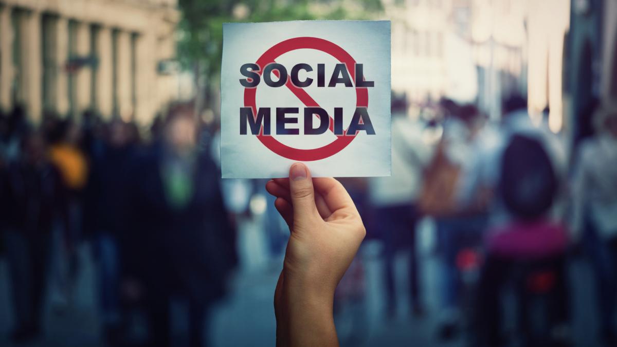 cipru va interzice accesul copiilor la retelele sociale de cand se aplica masura si care va fi limita de varsta