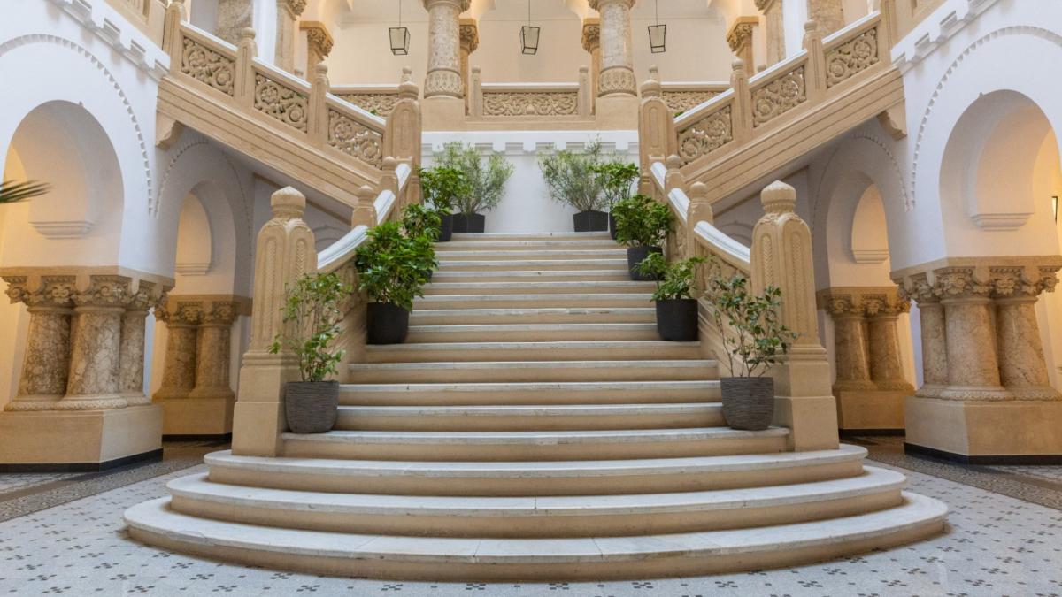 porti deschise la primaria bucuresti cladirea monument istoric se poate vizita de acum in weekend programul tururilor ghidate