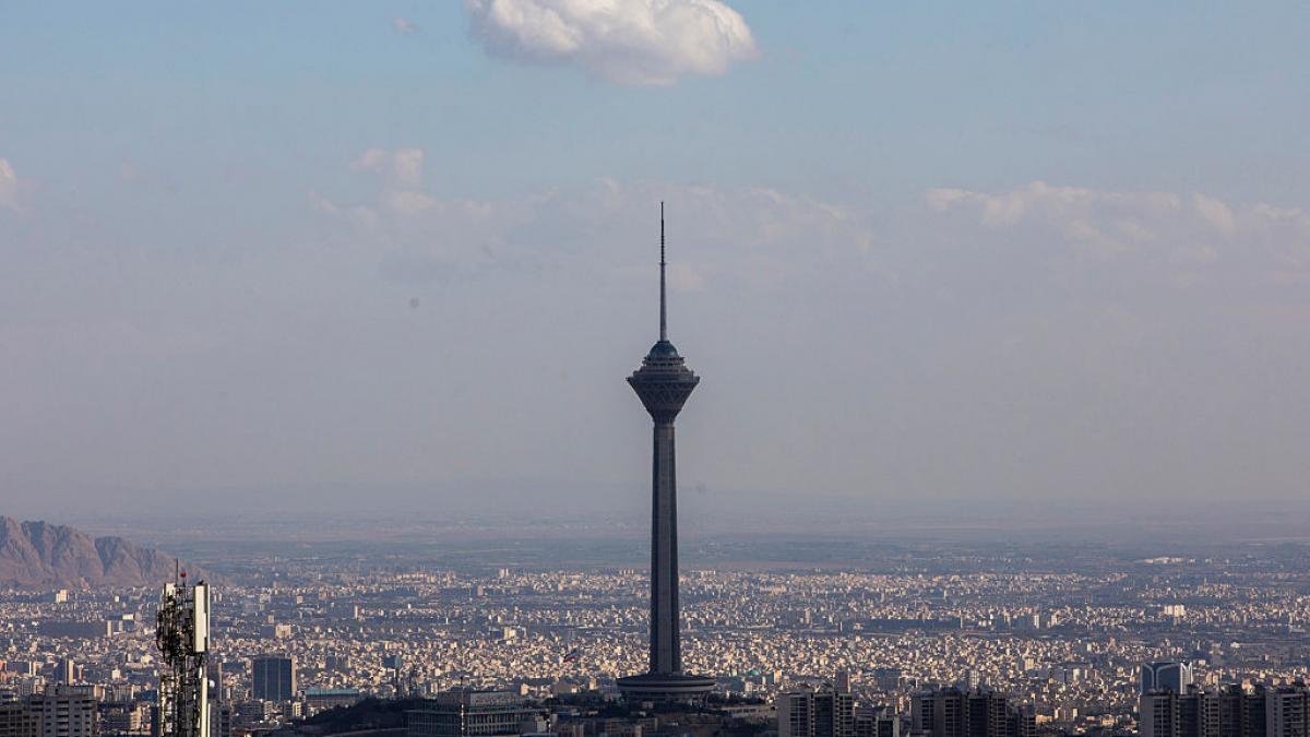 iranul isi redeschide partial spatiul aerian