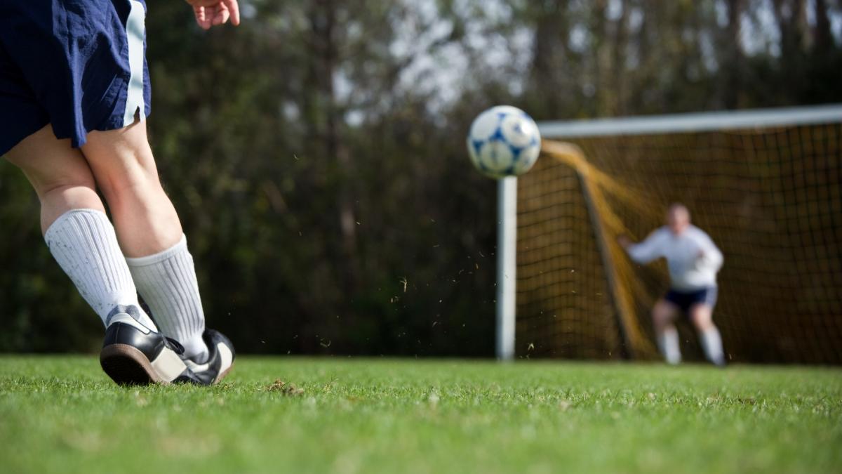 peste 20 de membri ai unei echipe de fotbal de juniori au ajuns la spital cu simptome de toxiinfectie alimentara