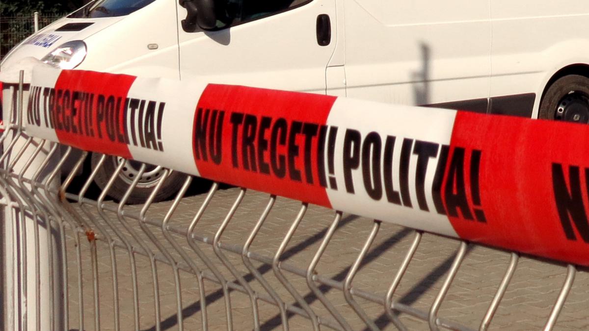 cadavrul tinerei din arad plecata sa se intalneasca cu partenerul ei si disparuta de doua saptamani a fost gasit in raul mures